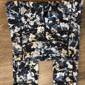 Lululemon Crop Pants Size 4